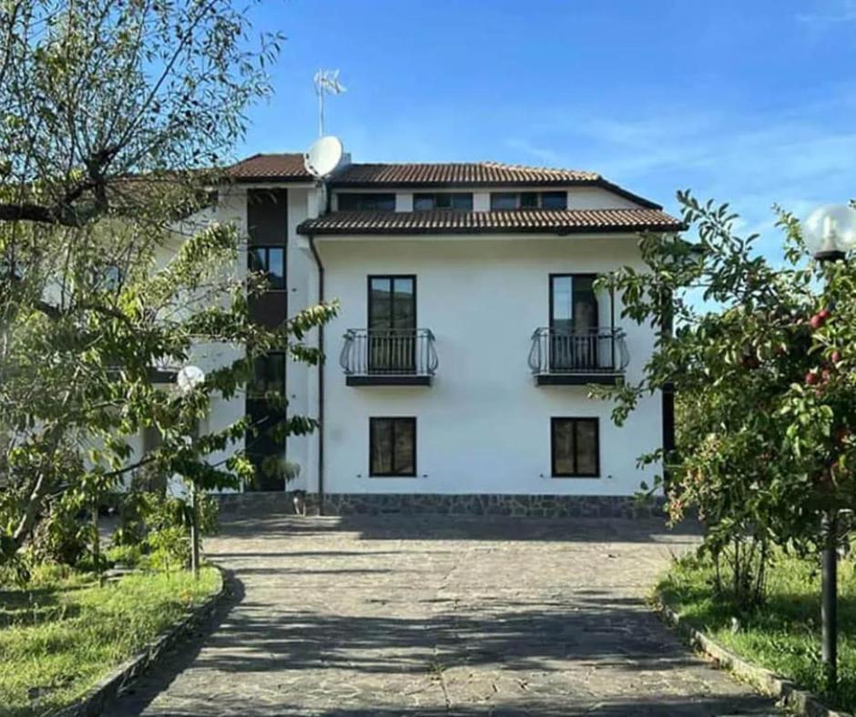 Bed and Breakfast La Casa Di Gio' Laurenzana Esterno foto